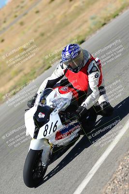 media/Oct-15-2023-TrackXperience (Sun) [[85198ff50b]]/Group 3/session 2 turn 11/